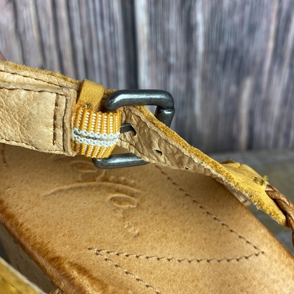 Naya Nalisha Mustard Yellow Leather Sandals- Size 7.5 - Picture 10 of 14